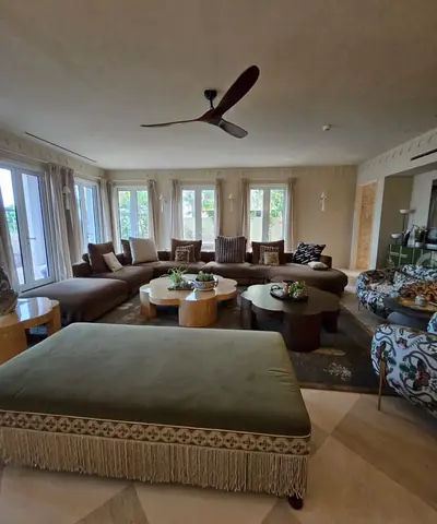 Sur La Mer villa, photo 2 of 15